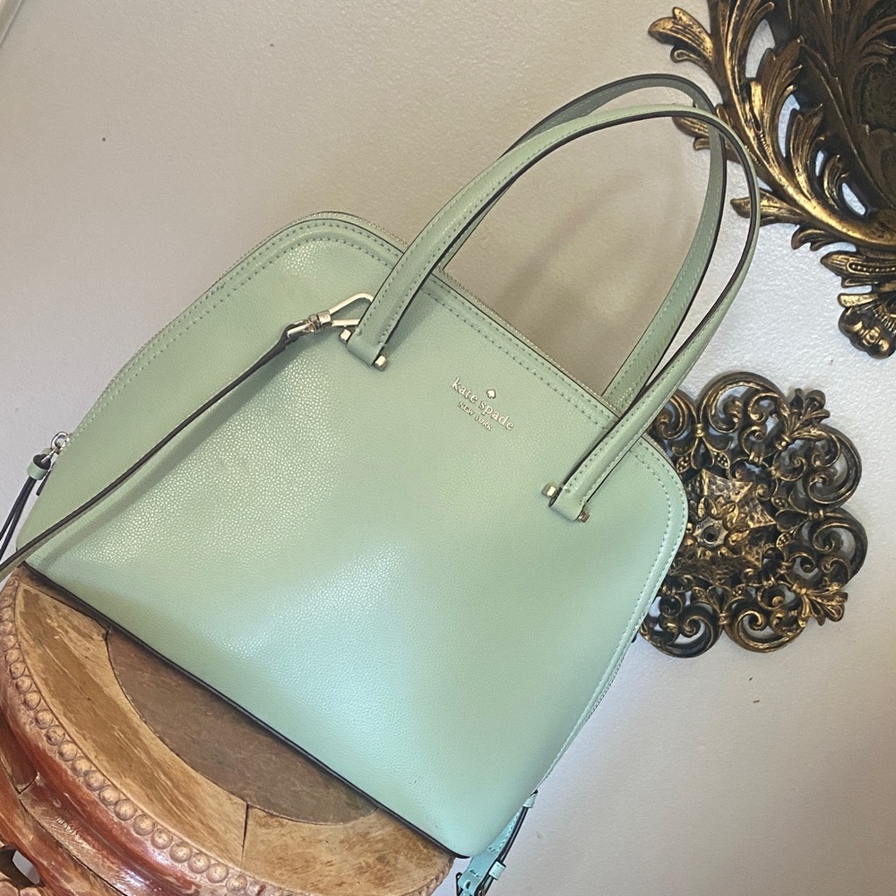 💚🤍❤️‍🔥♣️Kate Spade New York
PATTERSON DRIVE MEDIUM DOME SATCHEL